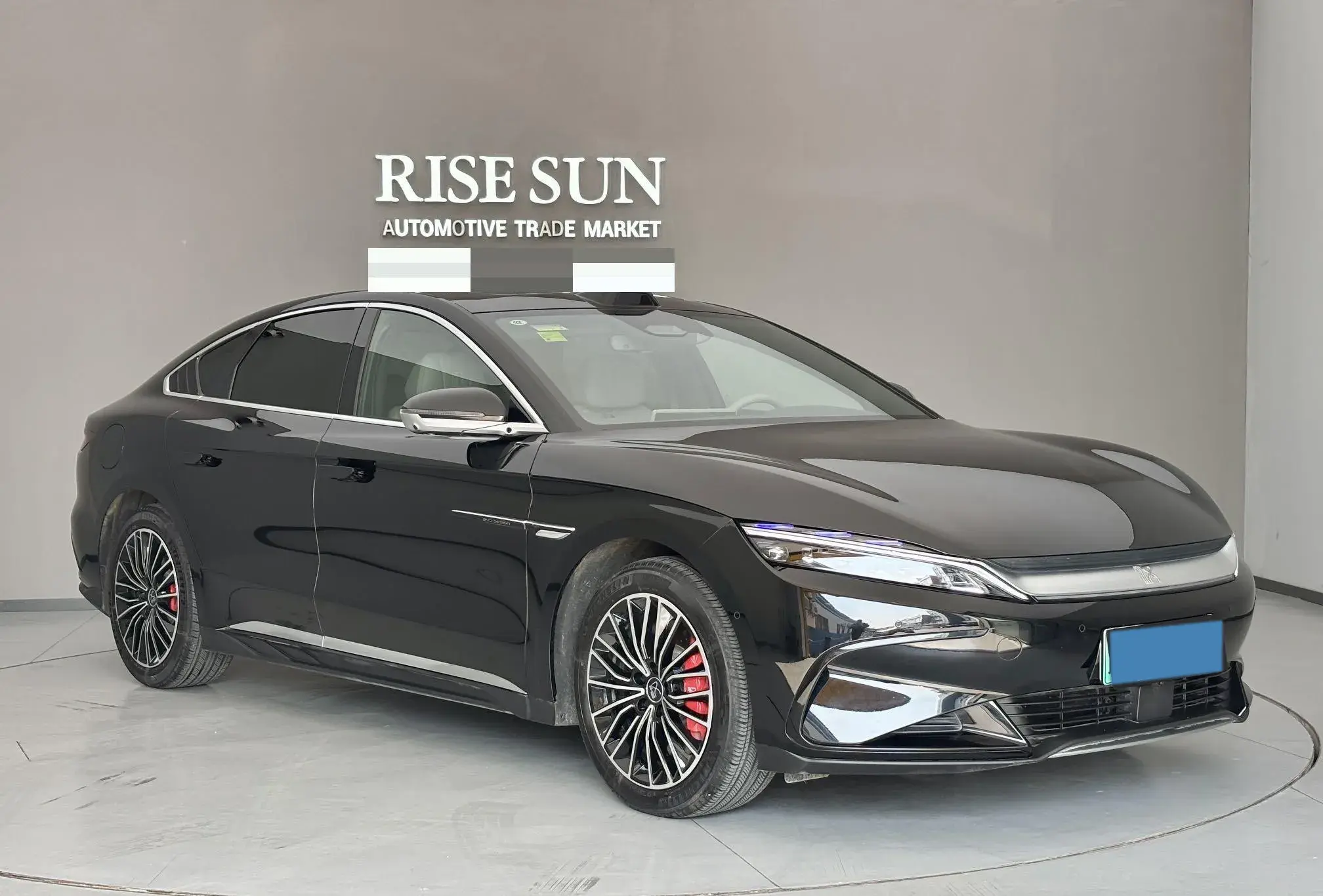 2025 BYD HAN thumbnail 3