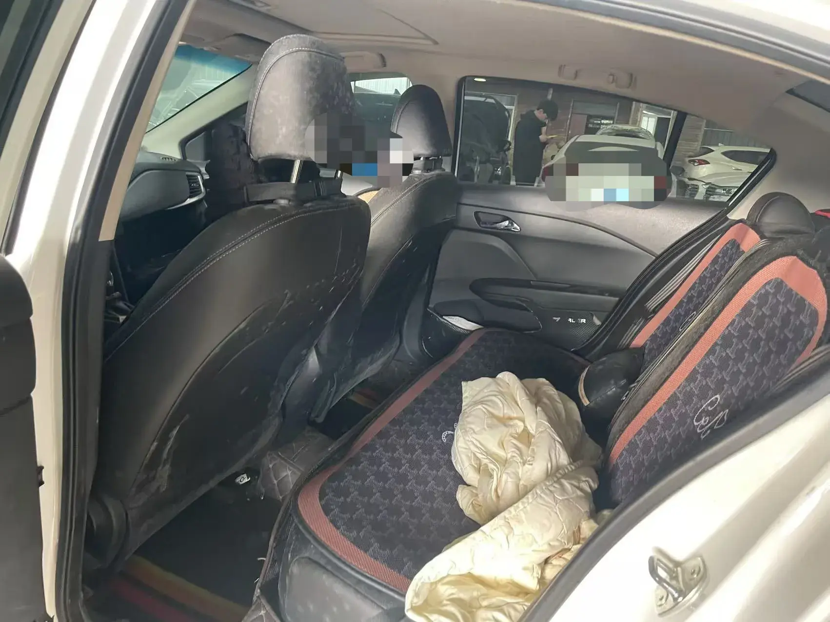 2019 CHEVROLET CAVALIER thumbnail 3