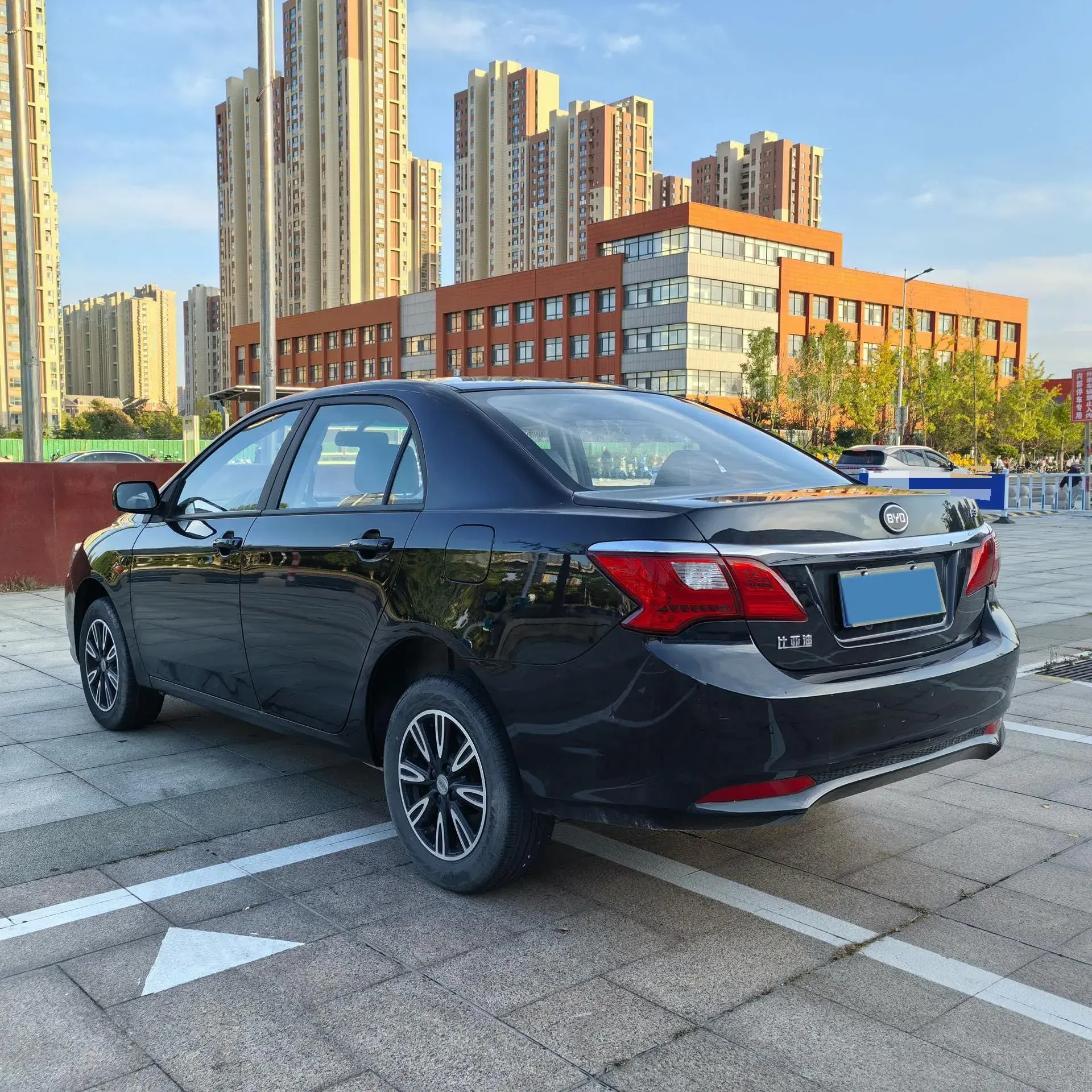 2020 BYD F3 thumbnail 4