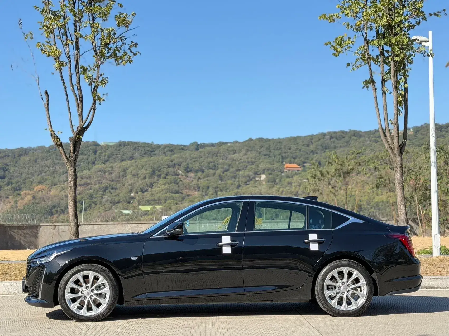 2023 CADILLAC CT5 thumbnail 3