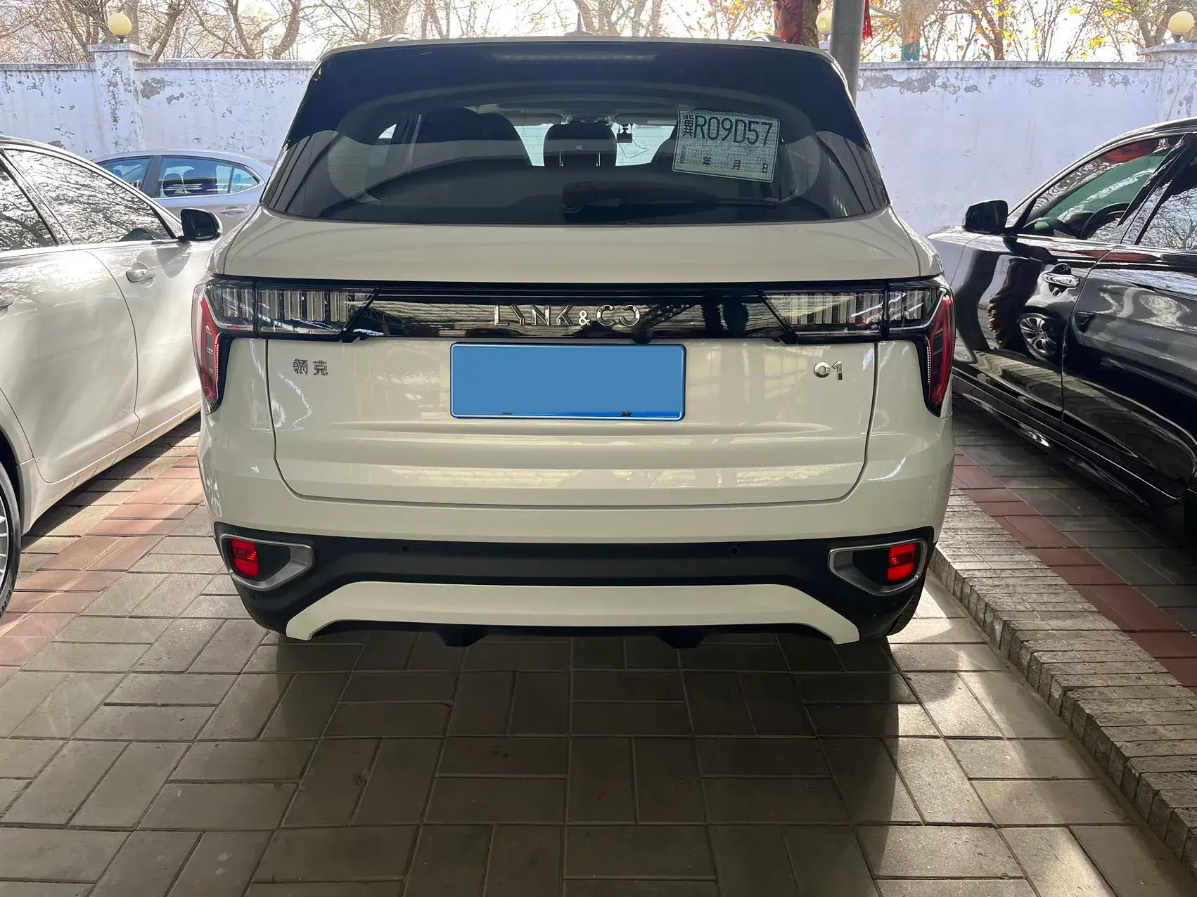 2019 LYNK&CO 01 thumbnail 4