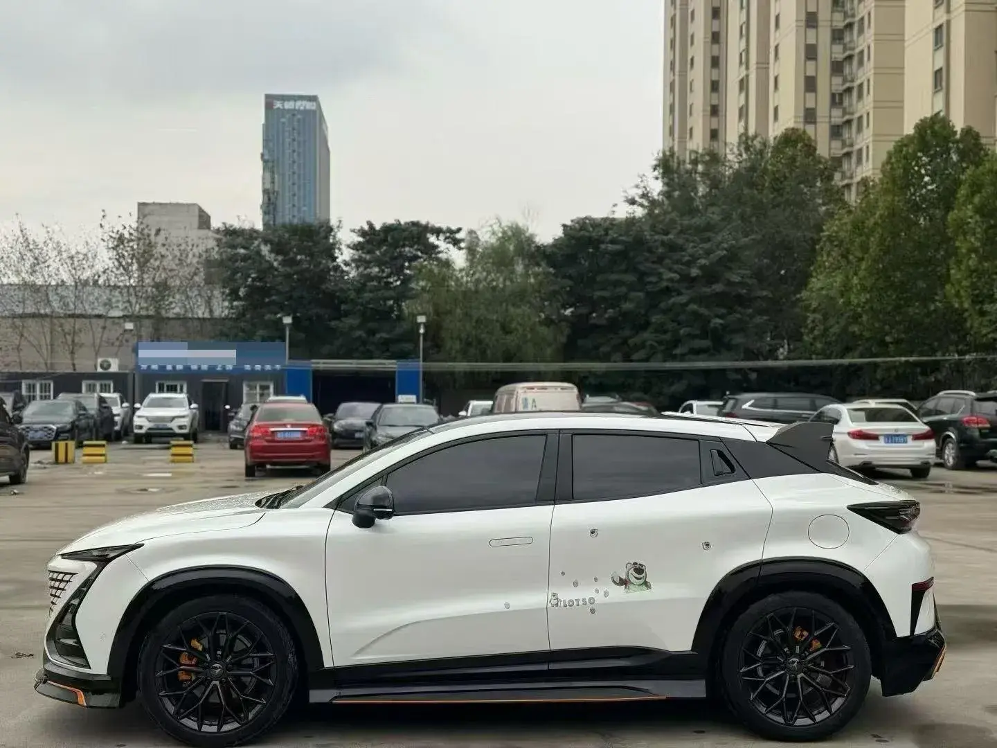 2023 CHANGAN UNI-T thumbnail 3
