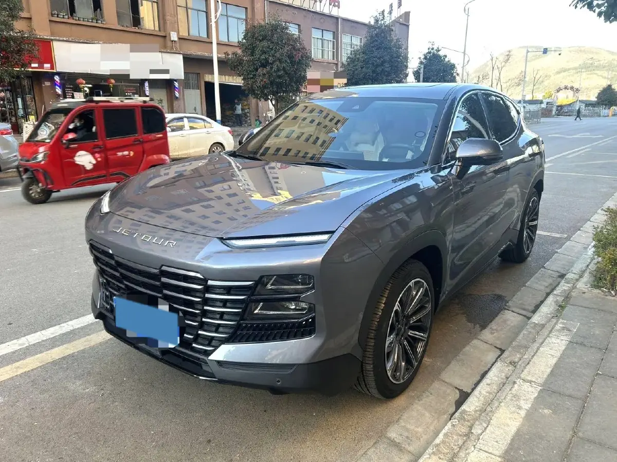 2022 Jetour DASHING 1.6T 197HP L4 7DCT
