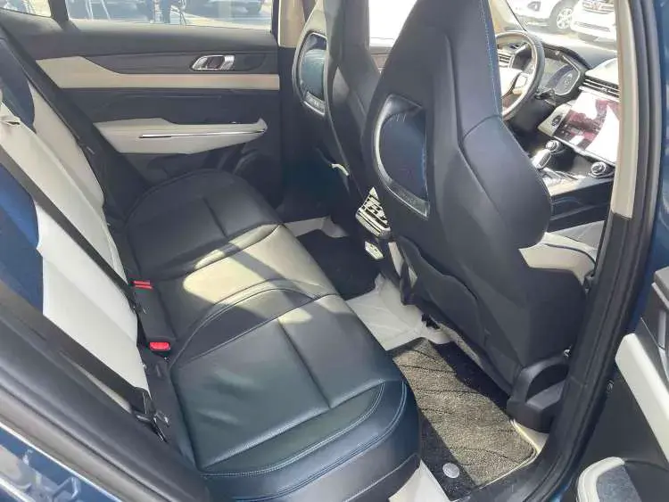 2021 LYNK&CO 01 thumbnail 4