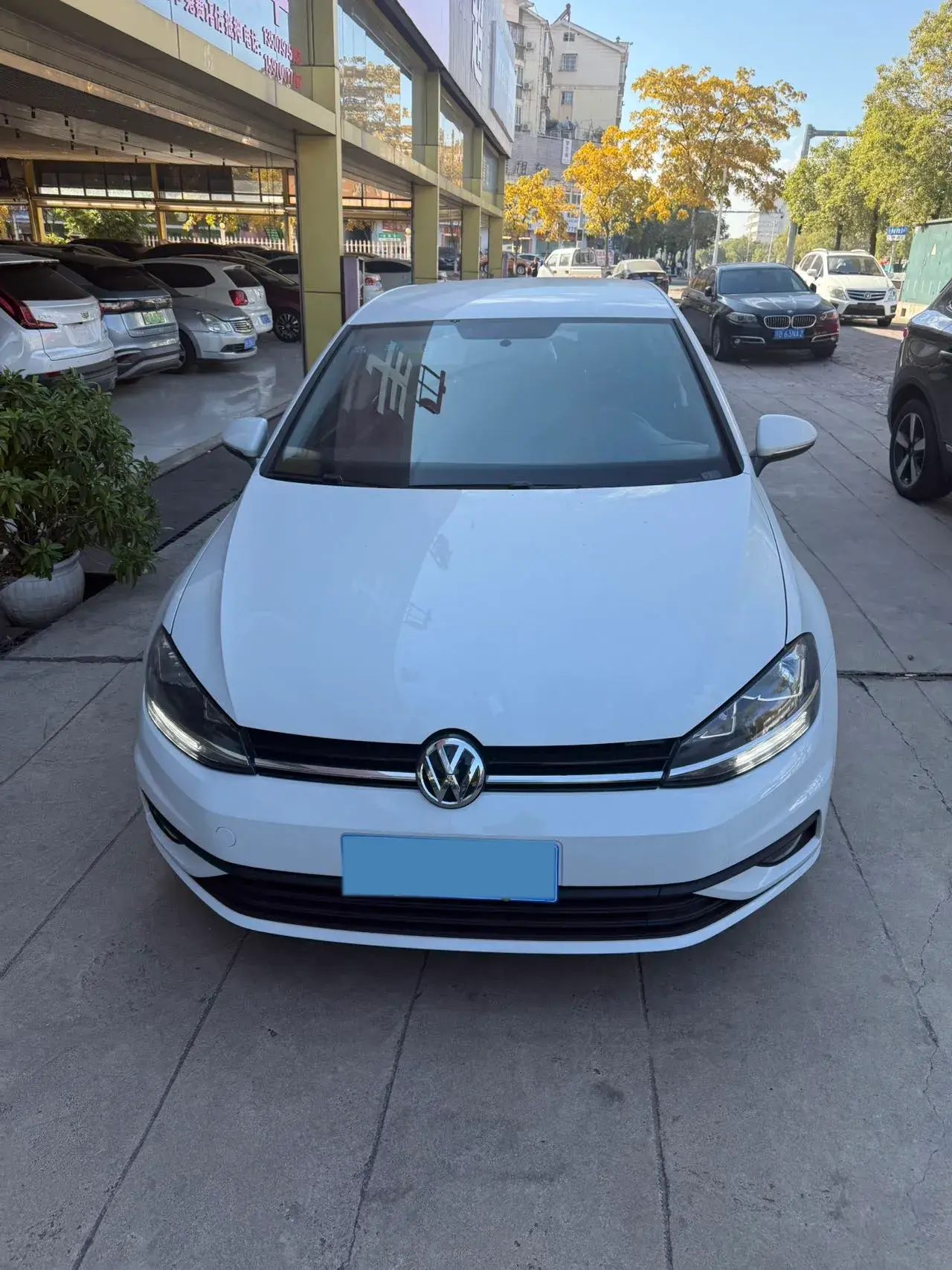 2018 VOLKSWAGEN GOLF thumbnail 2