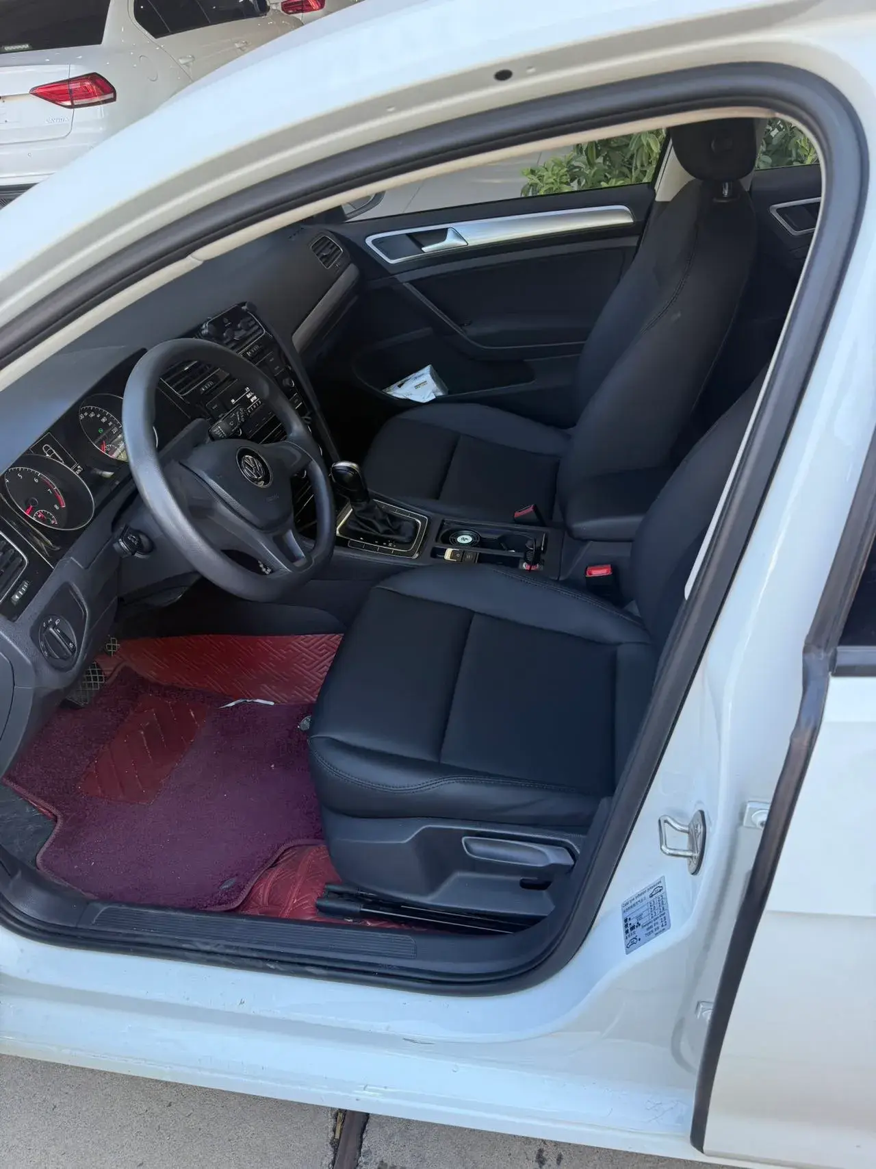 2018 VOLKSWAGEN GOLF thumbnail 4