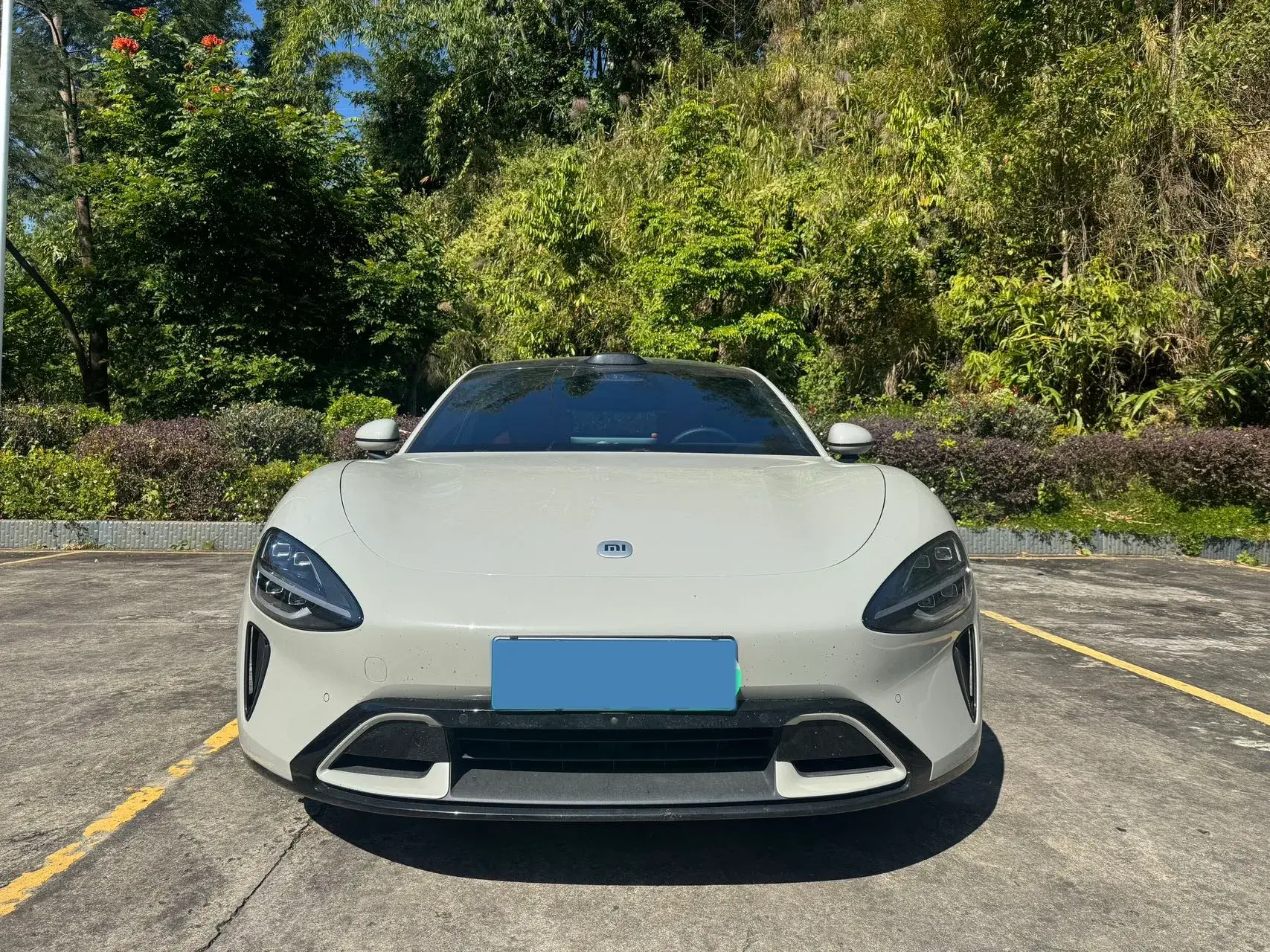 2024 MI SU7 thumbnail 2