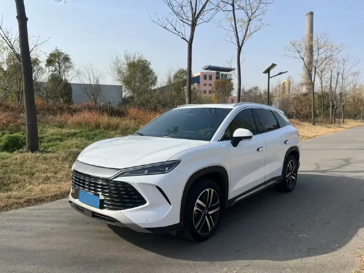 2024 BYD SongL DM-i 1.5L 101HP L4 E-CVT PHEV 18.3KWH