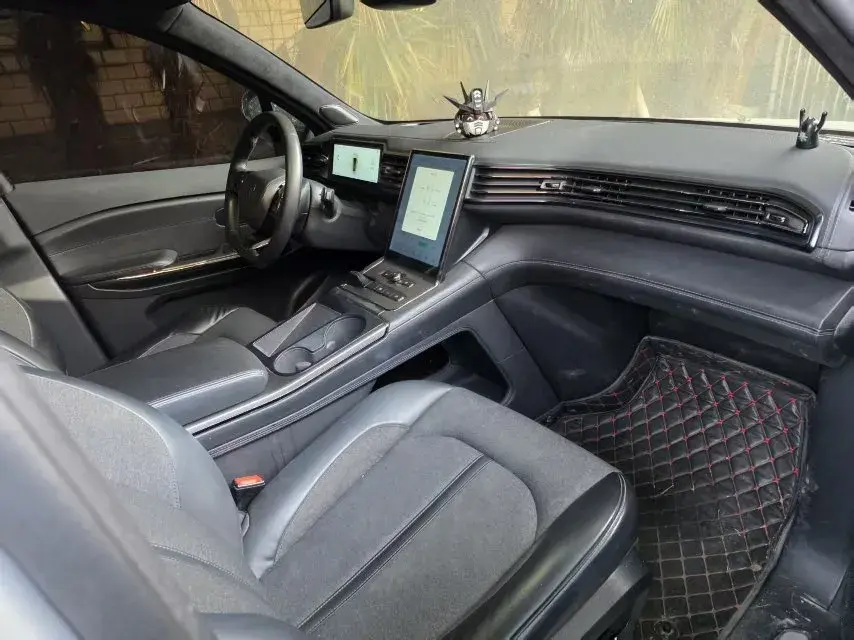 2020 NIO ES6 thumbnail 4