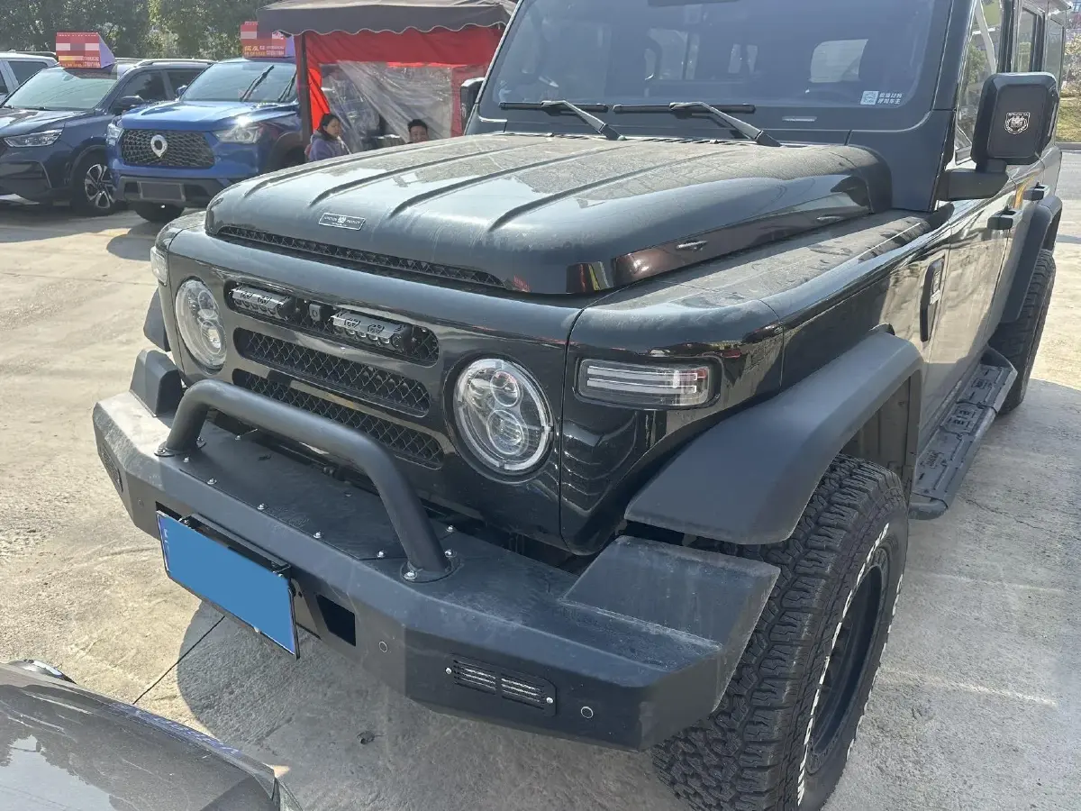 2025 212 212 T01 2.0T 252HP L4 8AT