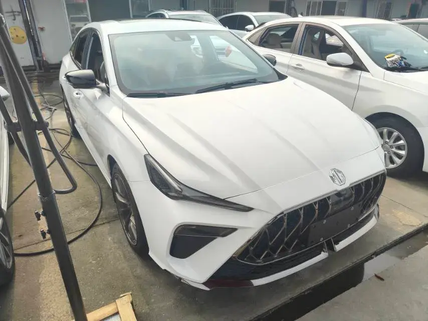 2022 MG 5 thumbnail 3