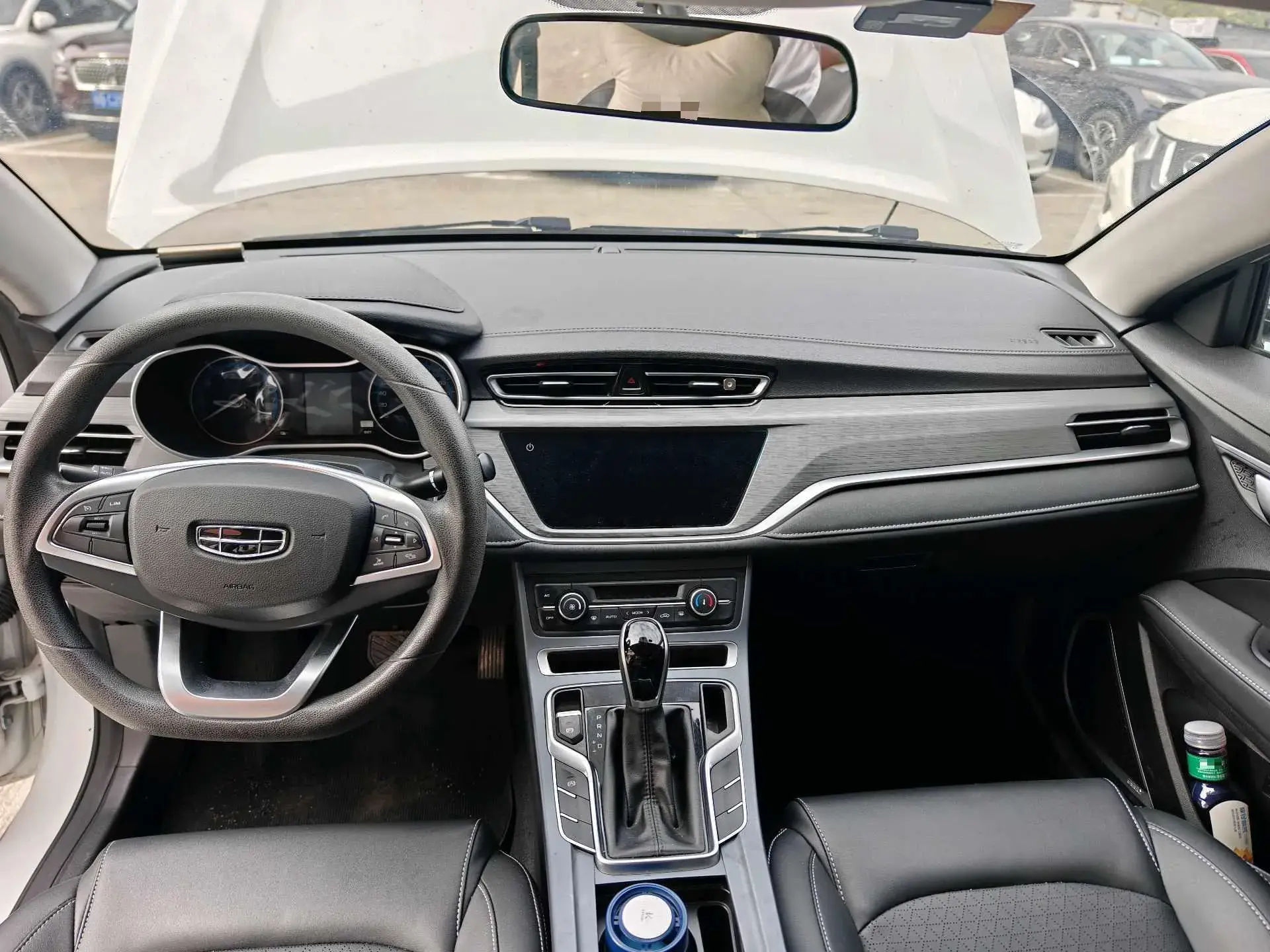 2021 GEELY EMGRAND thumbnail 3