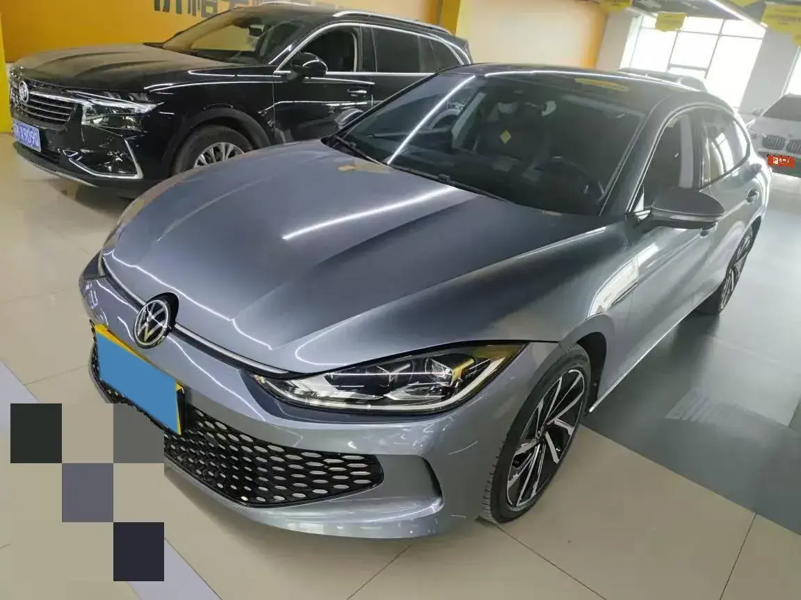 2022 VOLKSWAGEN LAMANDO view 1