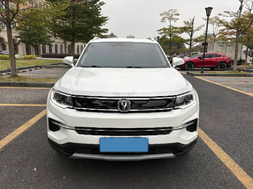 2019 CHANGAN CS35 thumbnail 2