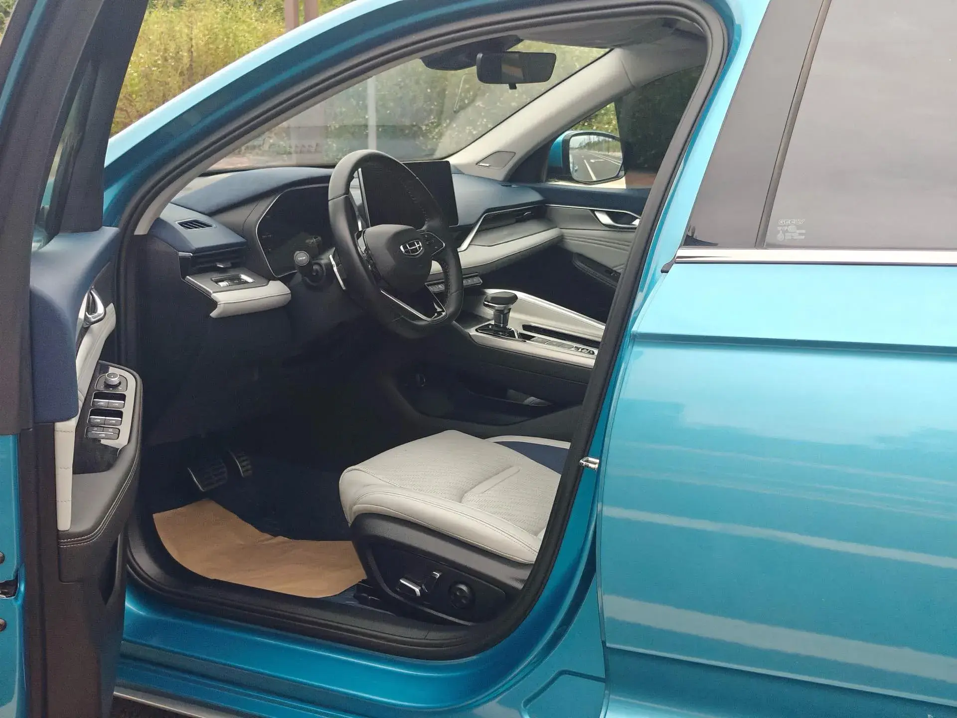 2021 GEELY PREFACE thumbnail 4