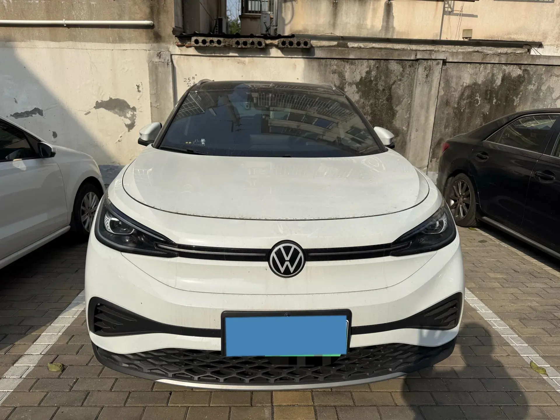 2025 VOLKSWAGEN ID.4 thumbnail 2