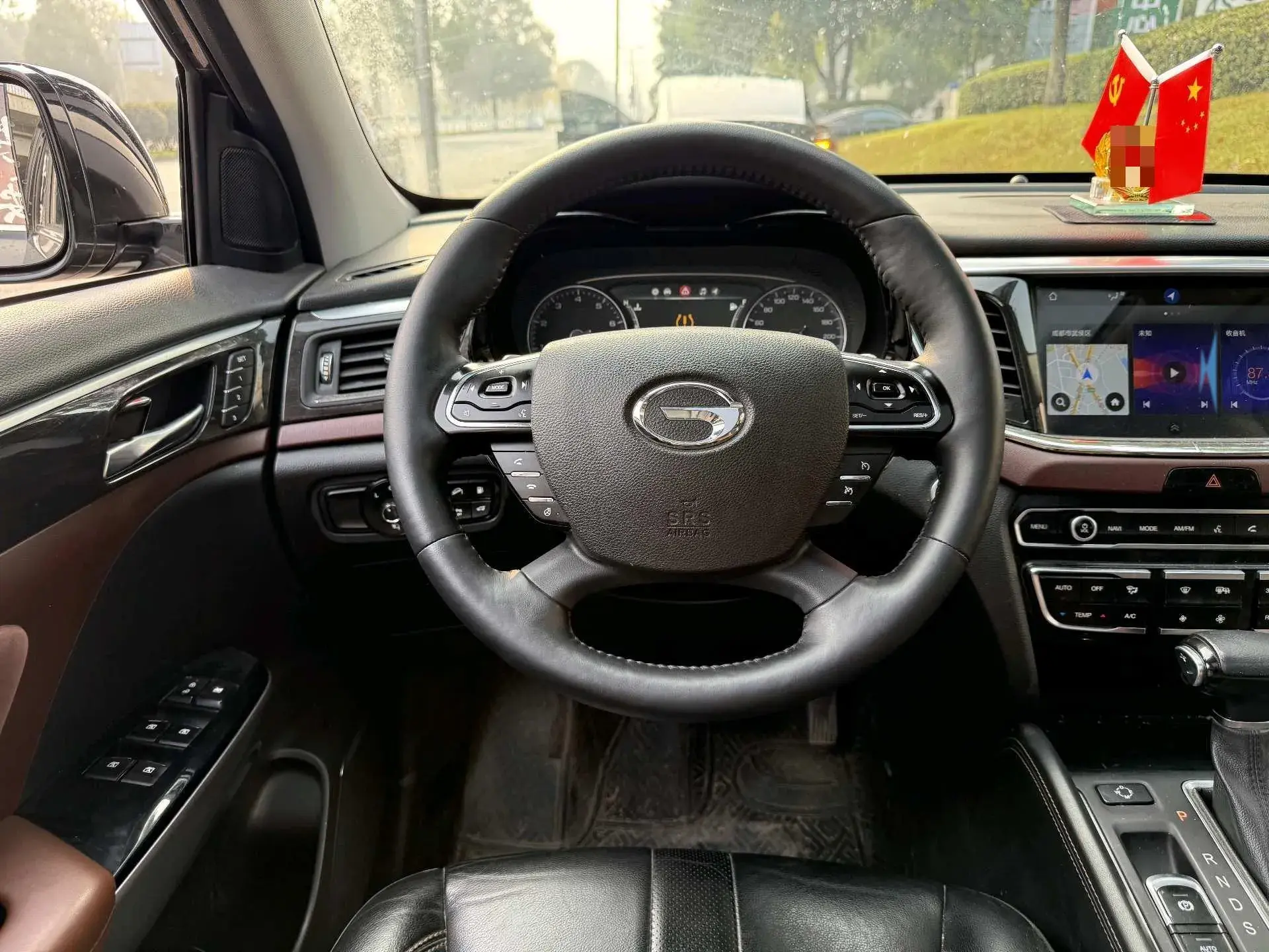 2017 GAC TRUMPCHI thumbnail 4