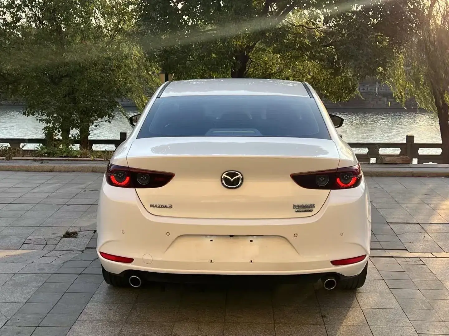 2021 MAZDA 3 thumbnail 3