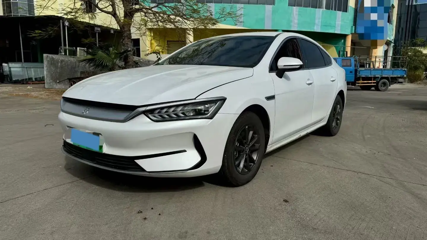 2021 BYD QIN view 1