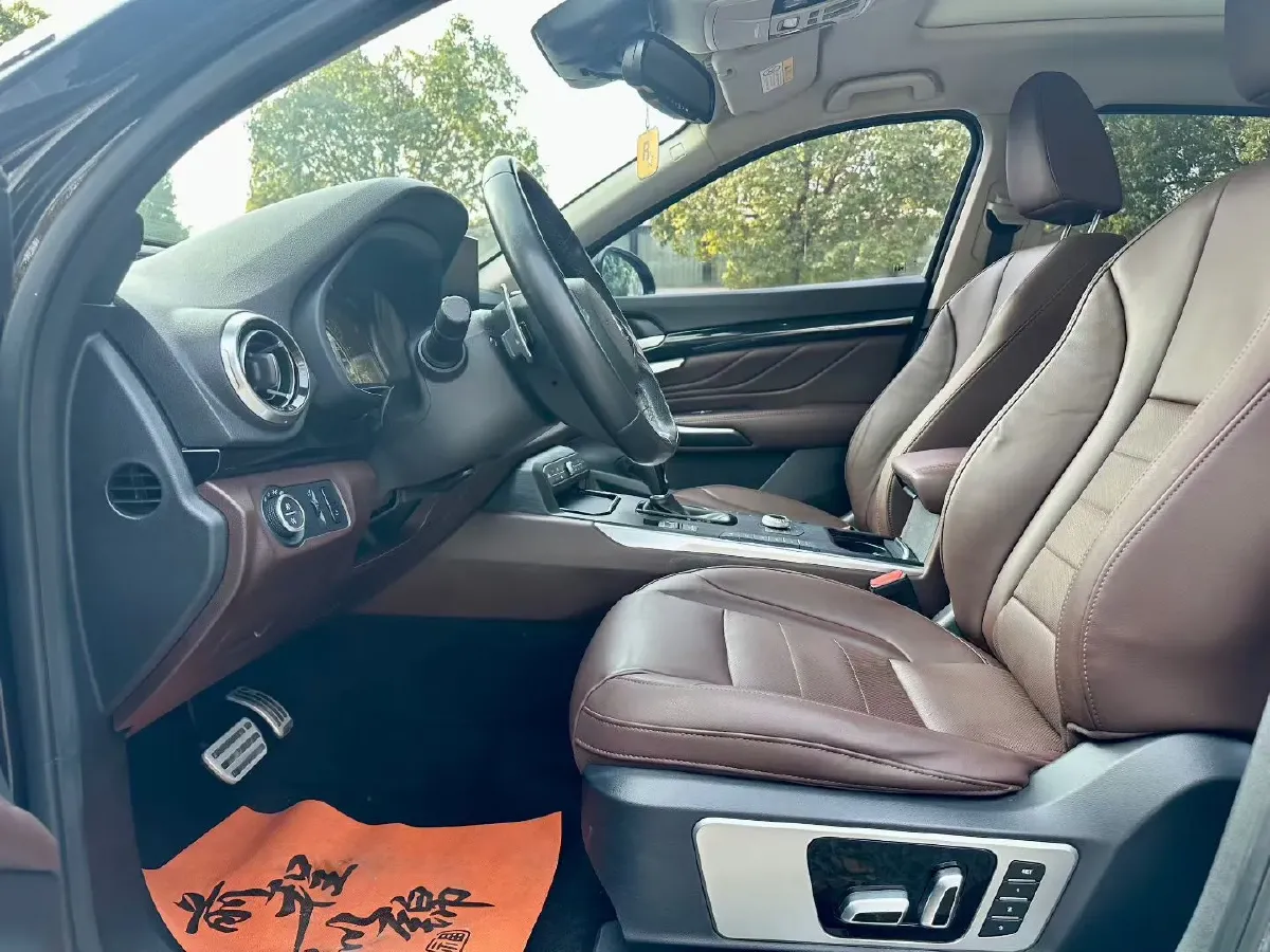 2017 Zotye T700 2.0T 190HP L4 8AT,autocango,china used car exporter,china ev exporter,chinese used car exporter,chinese used ev exporter