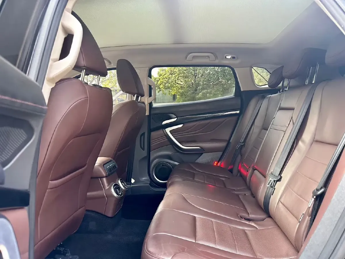 2017 Zotye T700 2.0T 190HP L4 8AT,autocango,china used car exporter,china ev exporter,chinese used car exporter,chinese used ev exporter