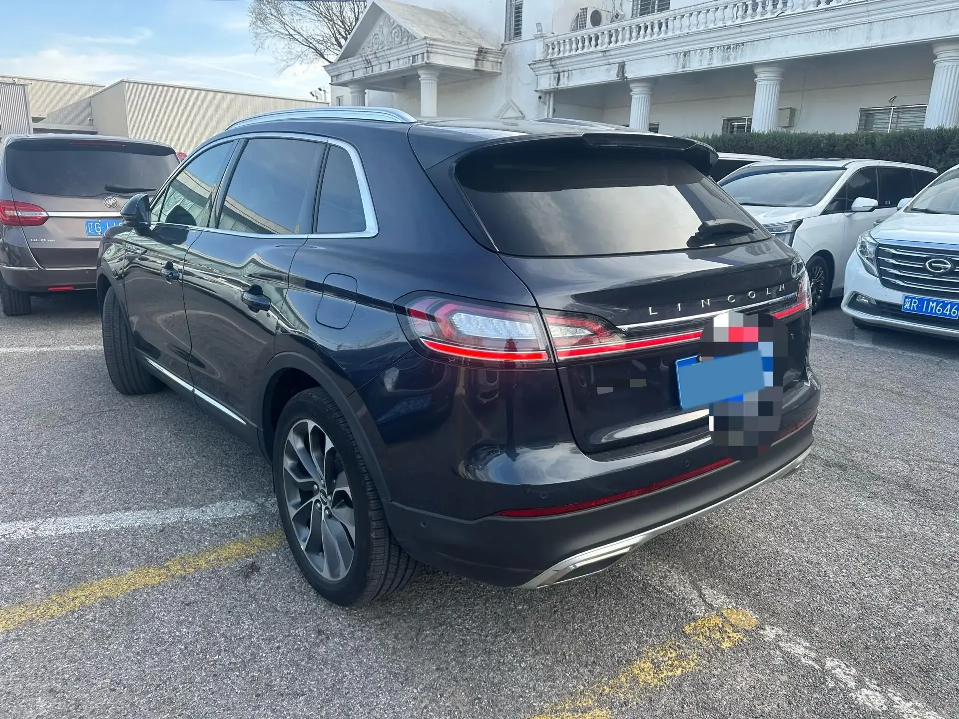 2021 LINCOLN NAUTILUS thumbnail 4