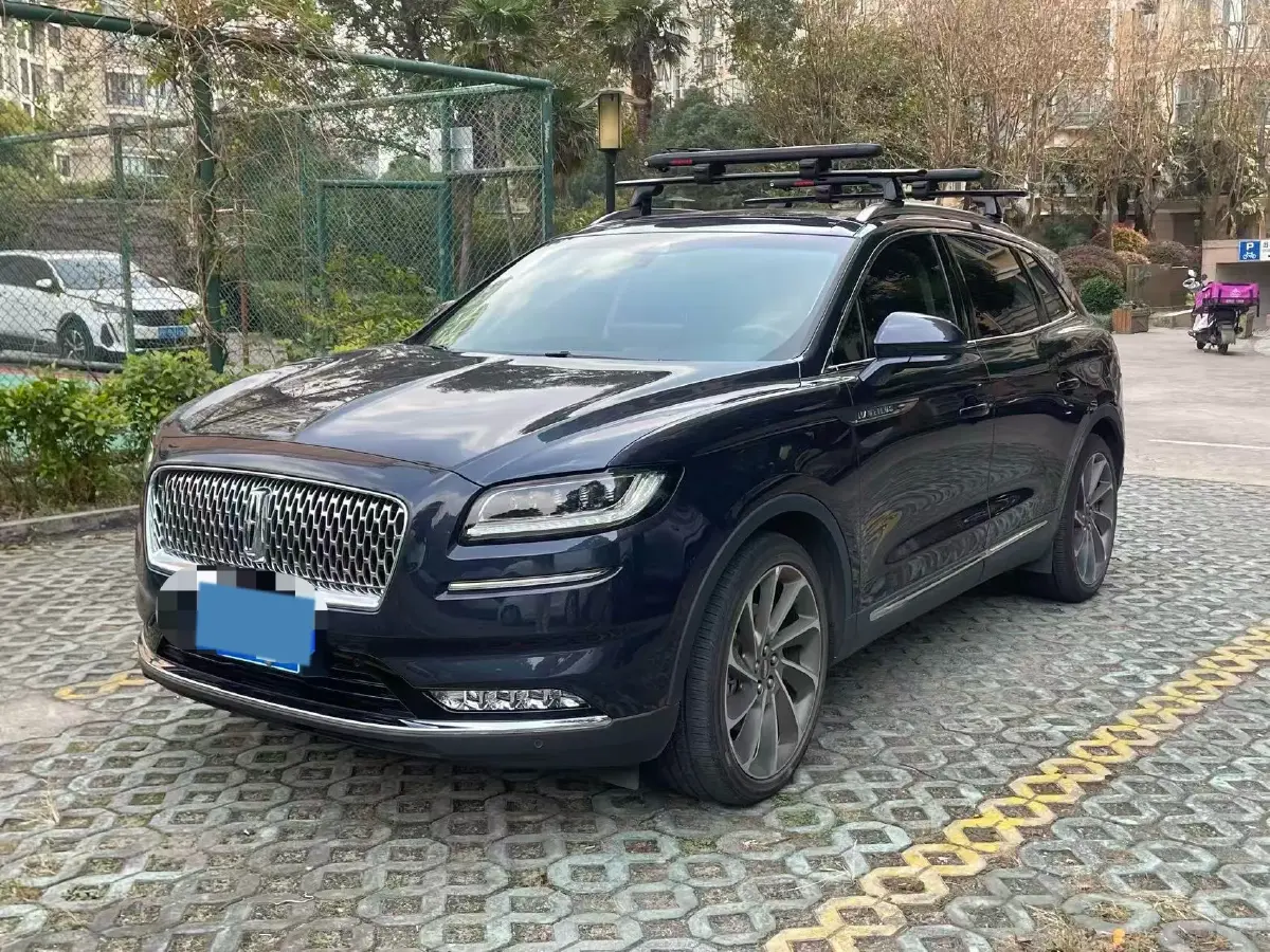 2021 Lincoln Nautilus 2.7T 322HP V6 8AT