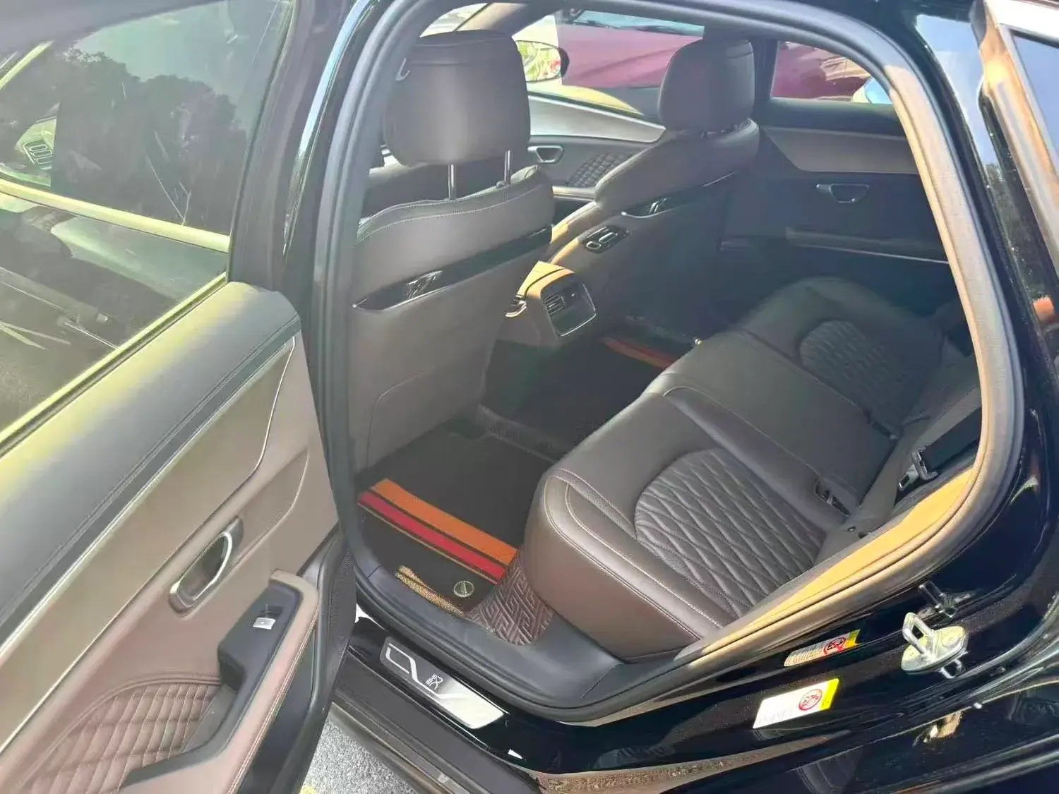 2021 BYD HAN thumbnail 3