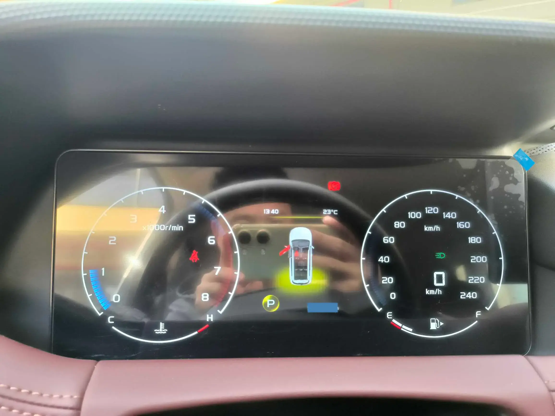 2022 GEELY OKAVANGO thumbnail 4