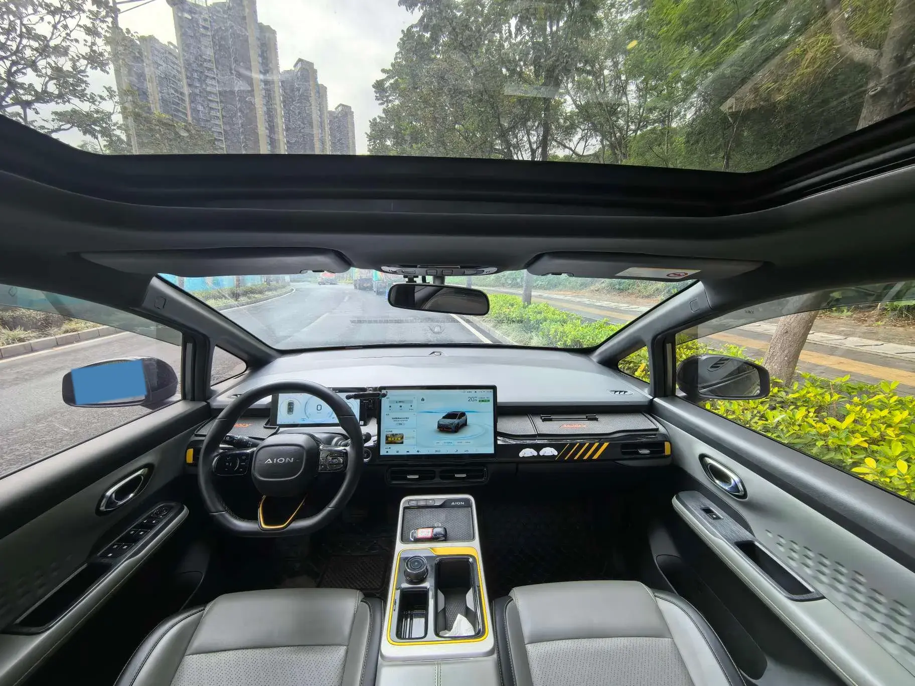 2021 AION Y thumbnail 4