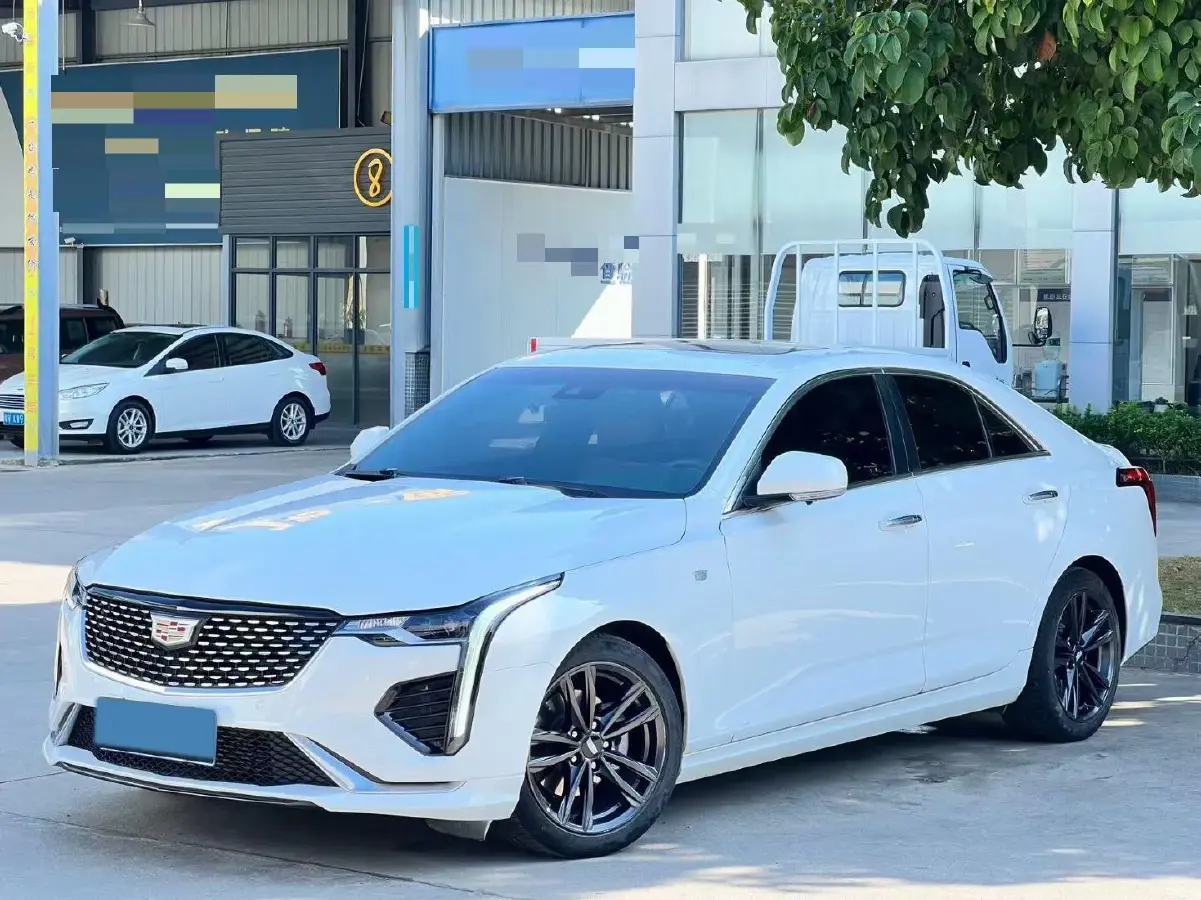 2022 Cadillac CT4 2.0T 237HP L4 8AT