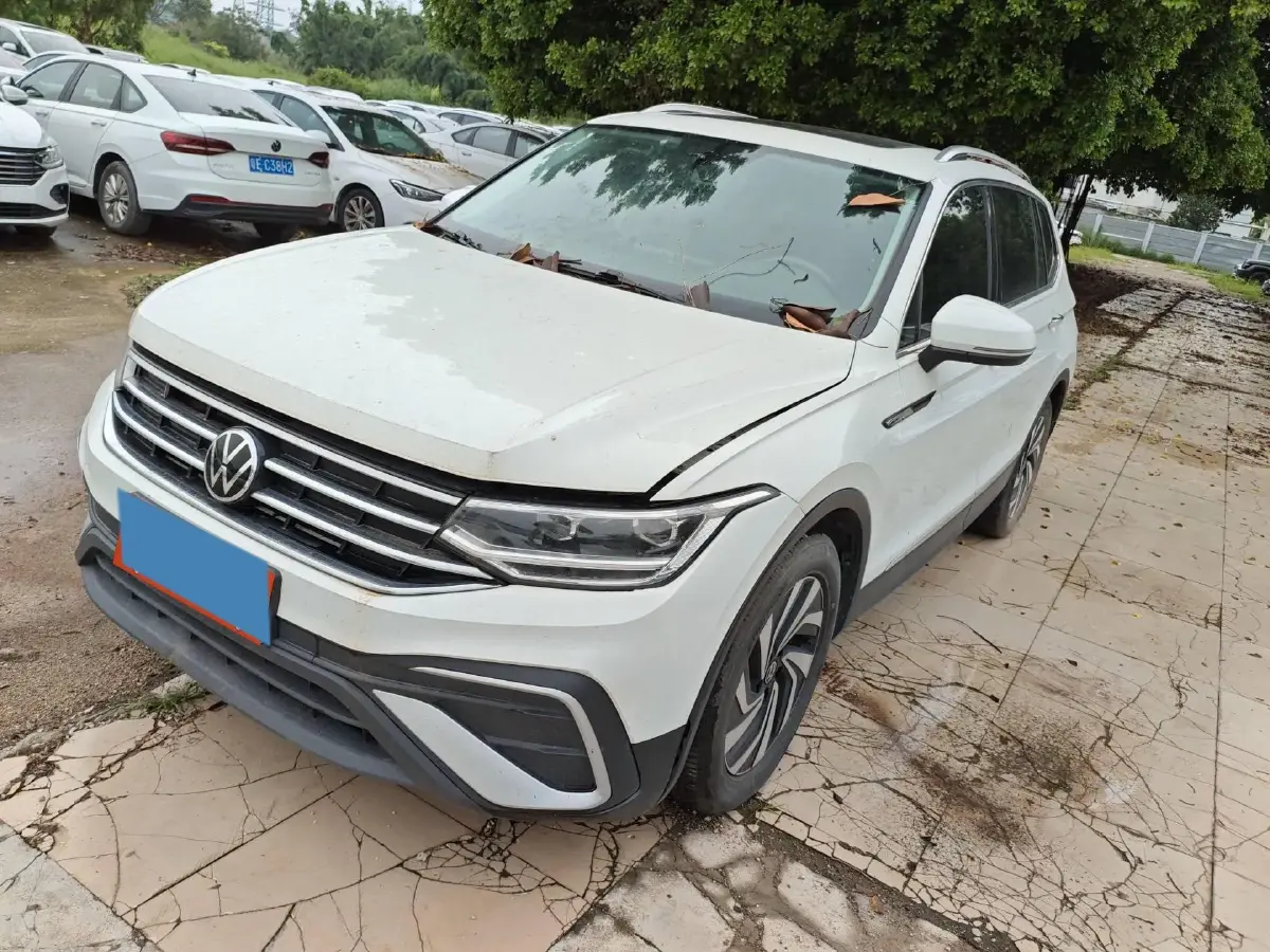 2023 Volkswagen Tiguan L 1.5T 160HP L4 7DCT