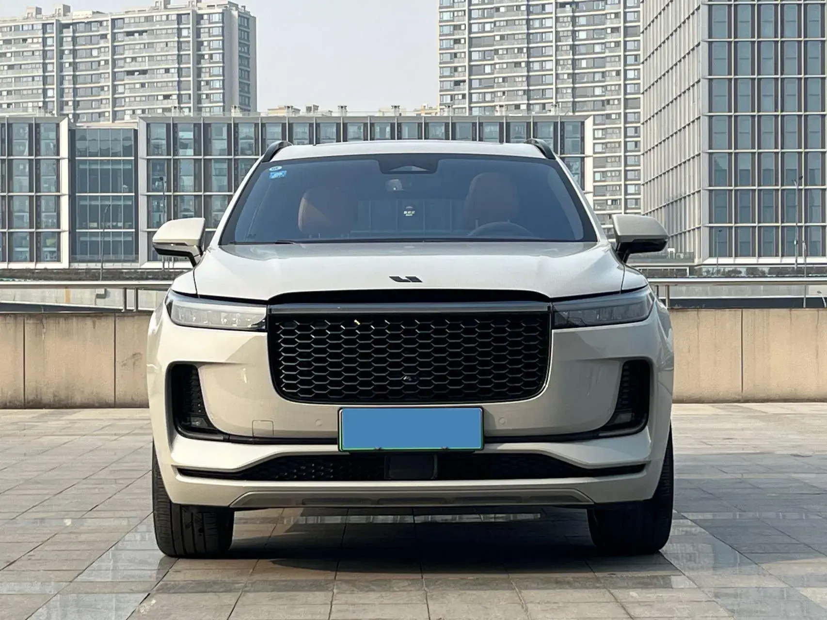 2021 LI ONE thumbnail 2