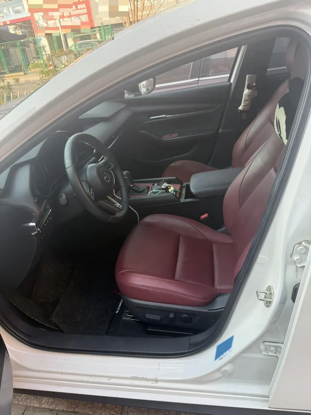 2023 MAZDA 3 thumbnail 3