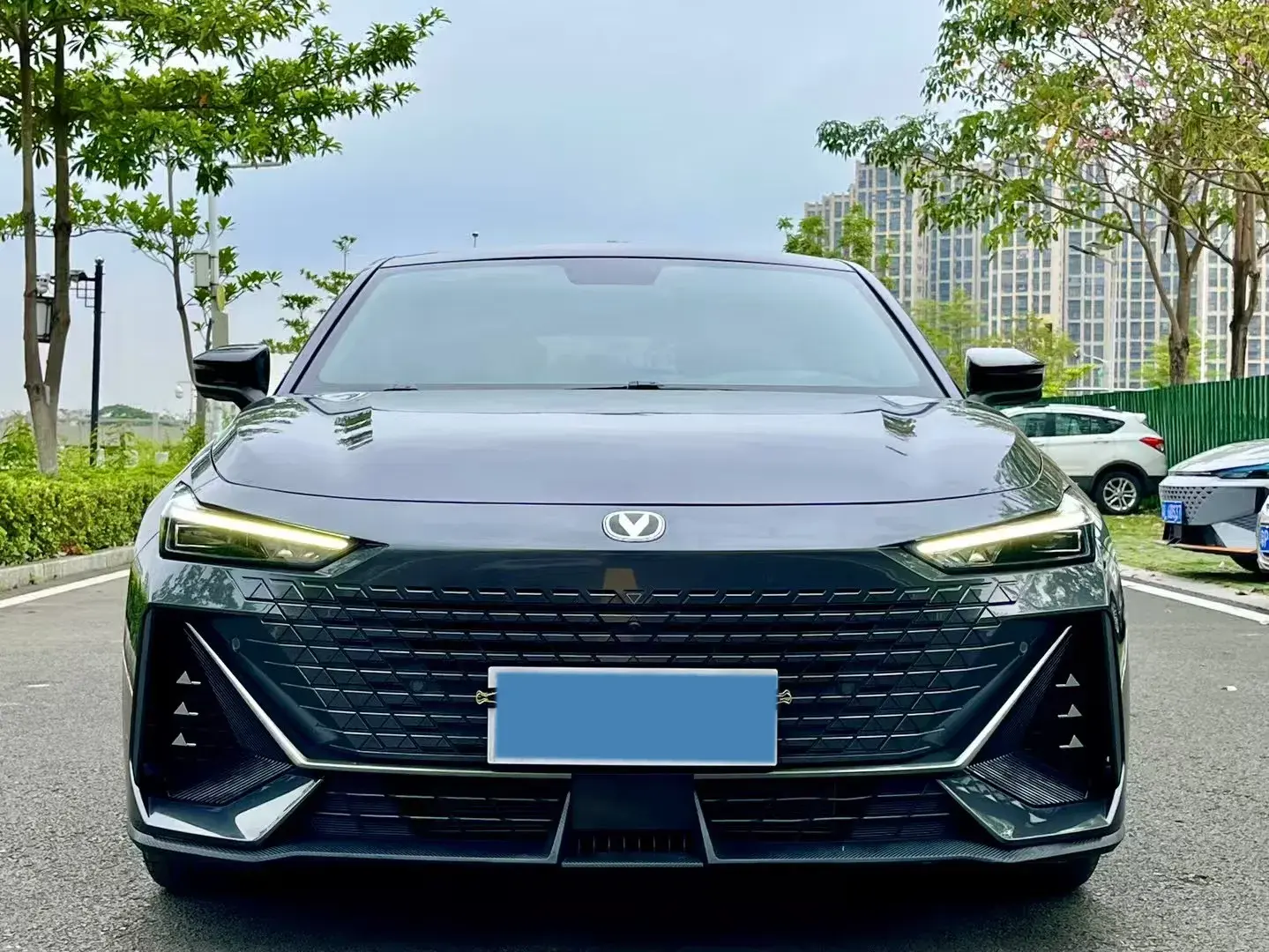 2022 CHANGAN UNI-V thumbnail 2