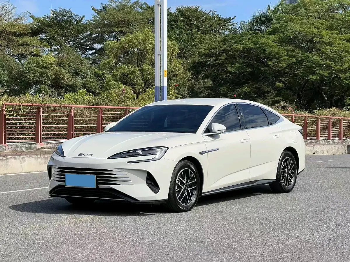 2023 BYD Seal 1.5L 110HP L4 E-CVT PHEV 17.6KWH