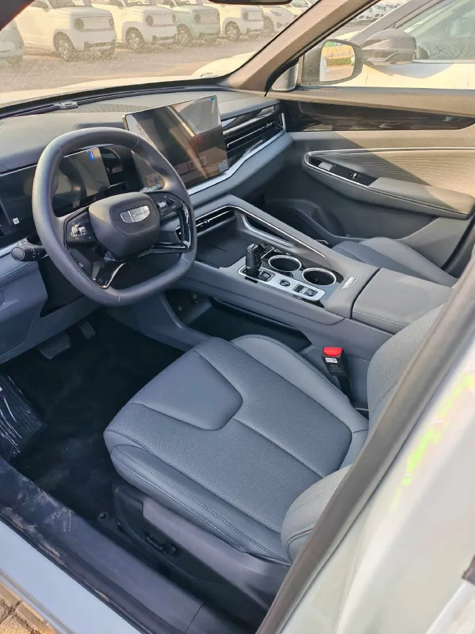 2026 Geely Azkarra 1.5T 181HP L4 7DCT,autocango,china used car exporter,china ev exporter,chinese used car exporter,chinese used ev exporter