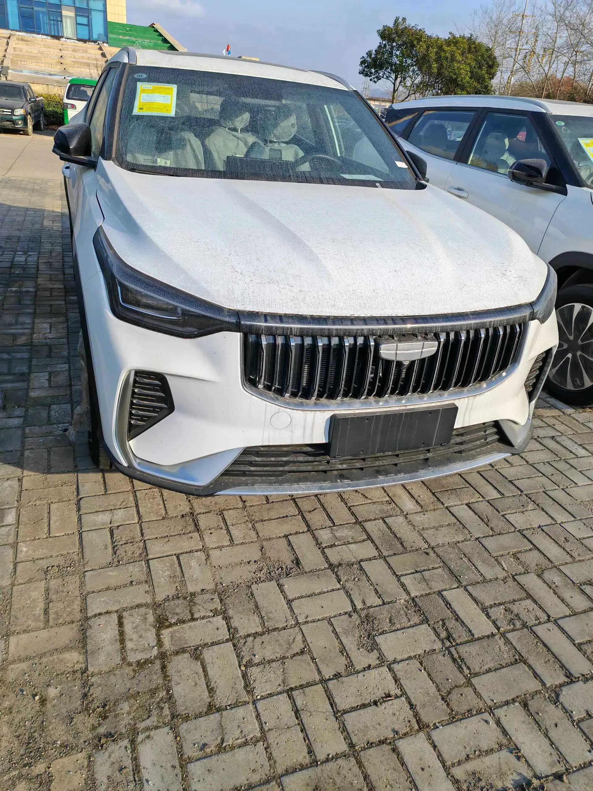 2023 GEELY AZKARRA thumbnail 2