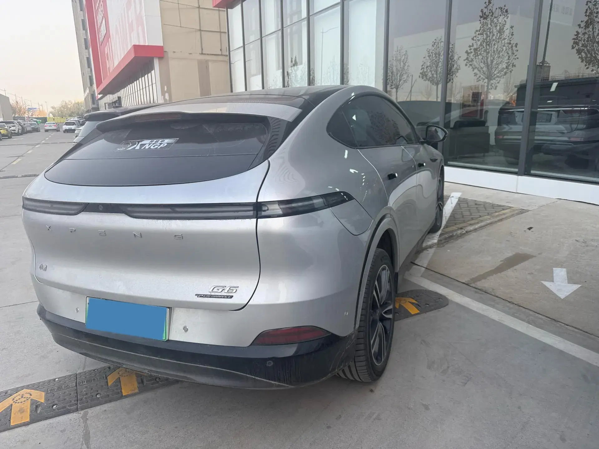 2023 XPENG G6 thumbnail 4