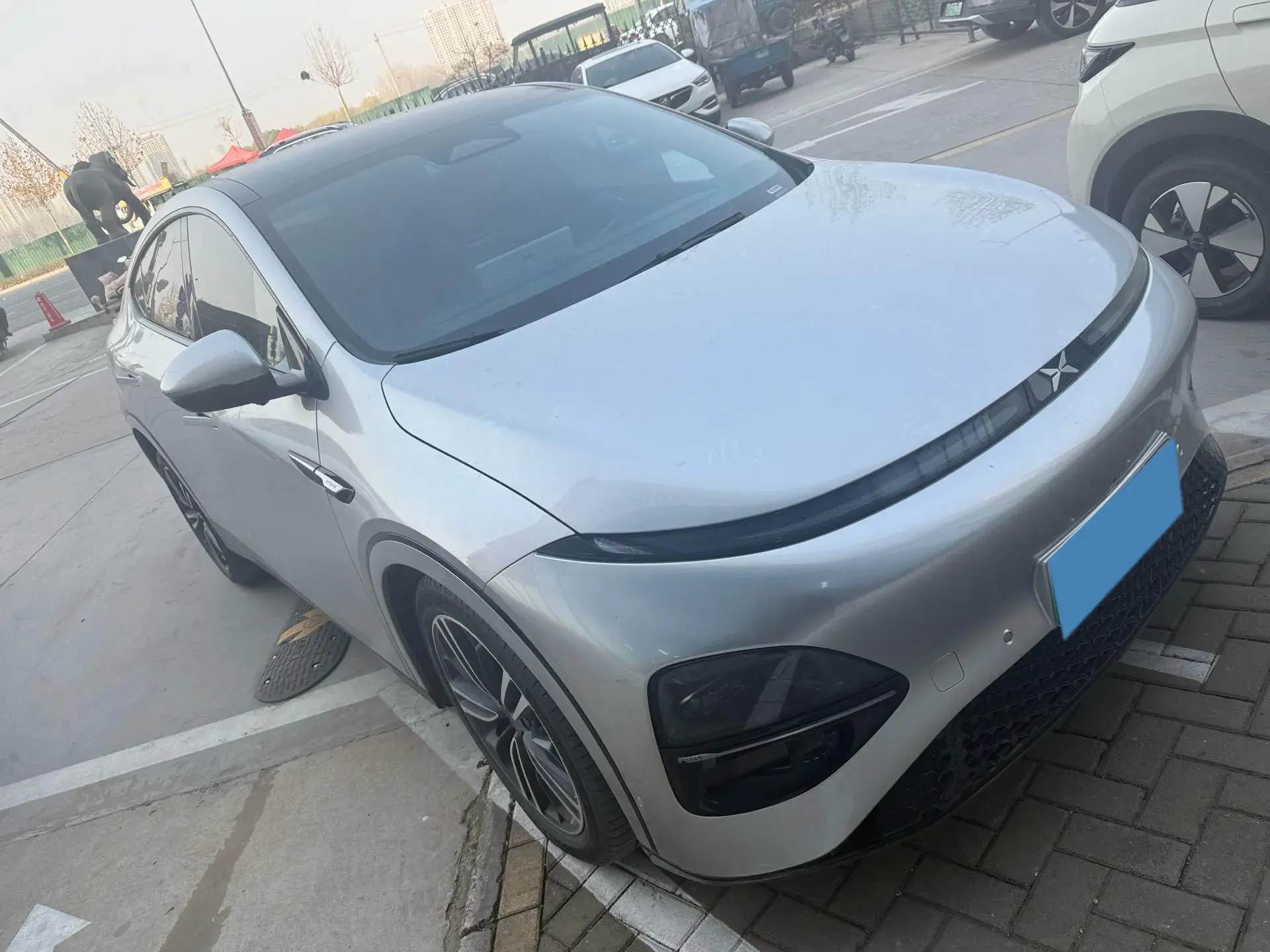 2023 XPENG G6 thumbnail 3