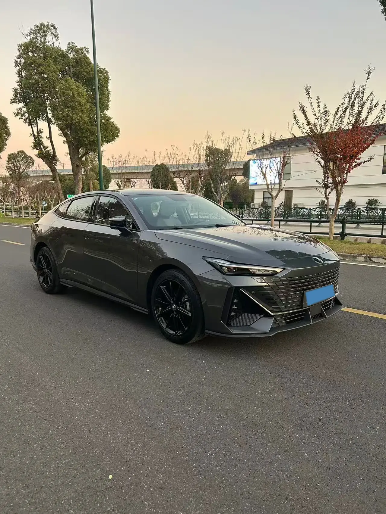 2022 CHANGAN UNI-V thumbnail 3