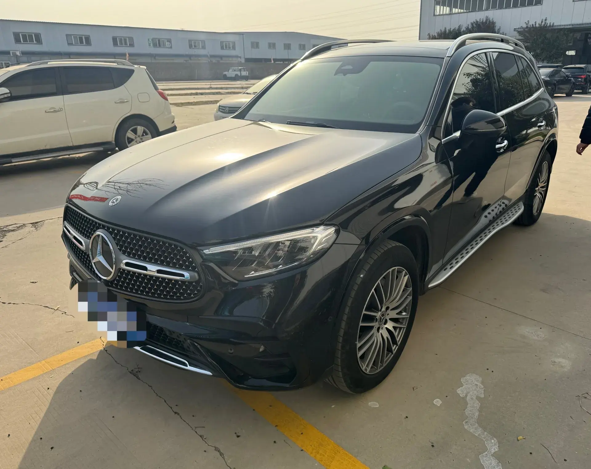 2024 MERCEDES-BENZ GLC view 1