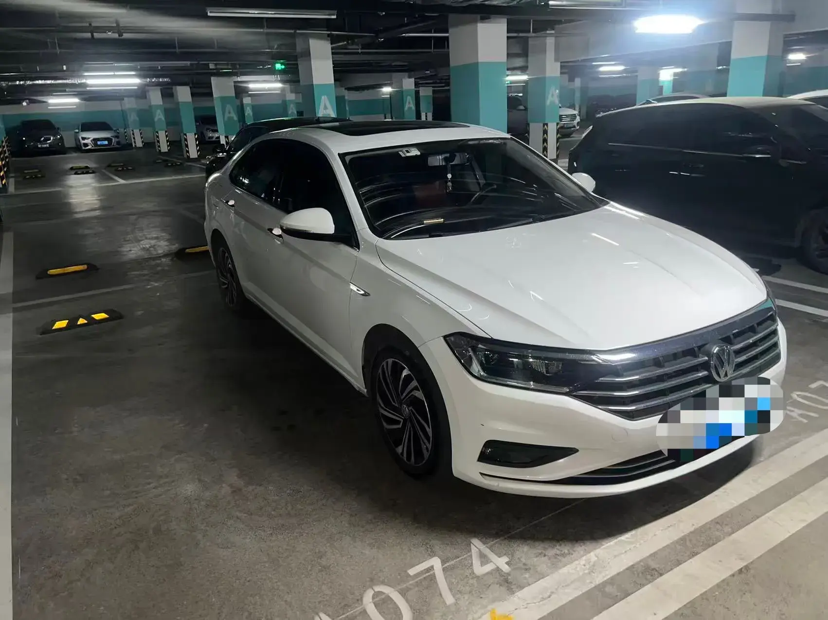 2021 VOLKSWAGEN SAGITAR thumbnail 2