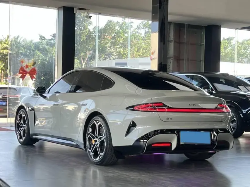 2024 MI SU7 thumbnail 3