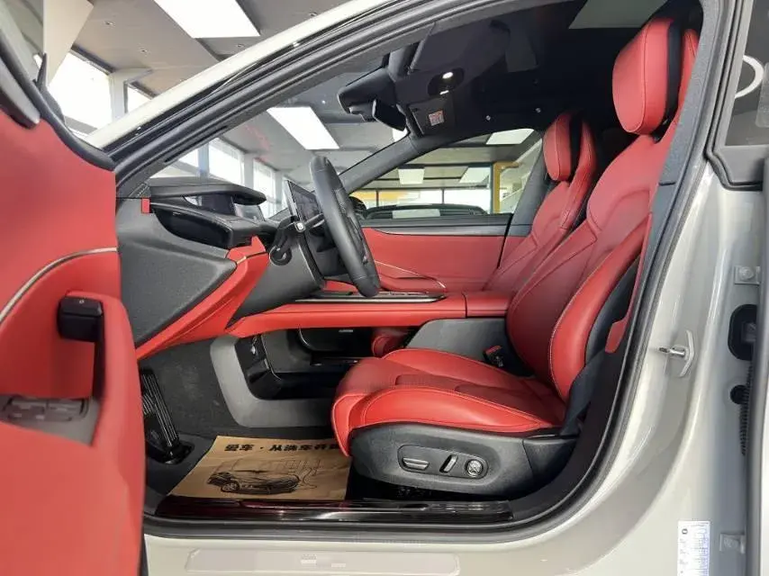 2024 MI SU7 thumbnail 4