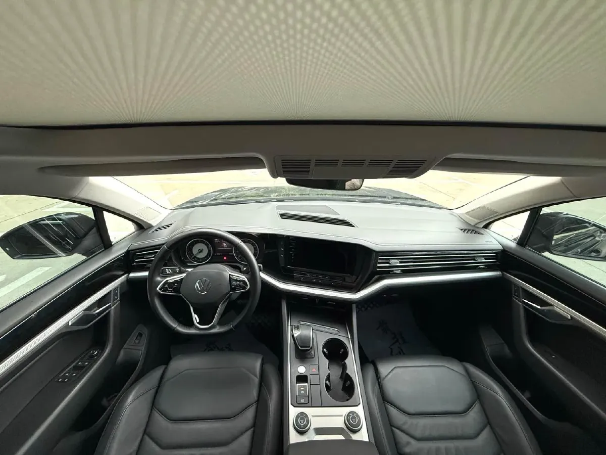 2022 Chery Tiggo 3 1.5T 156HP L4 CVT,autocango,china used car exporter,china ev exporter,chinese used car exporter,chinese used ev exporter