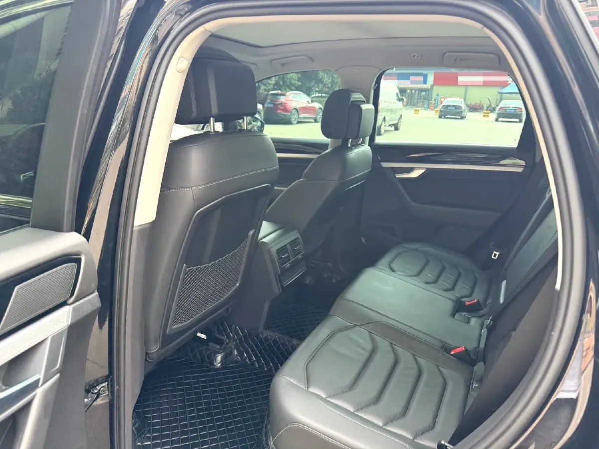 2022 Chery Tiggo 3 1.5T 156HP L4 CVT,autocango,china used car exporter,china ev exporter,chinese used car exporter,chinese used ev exporter