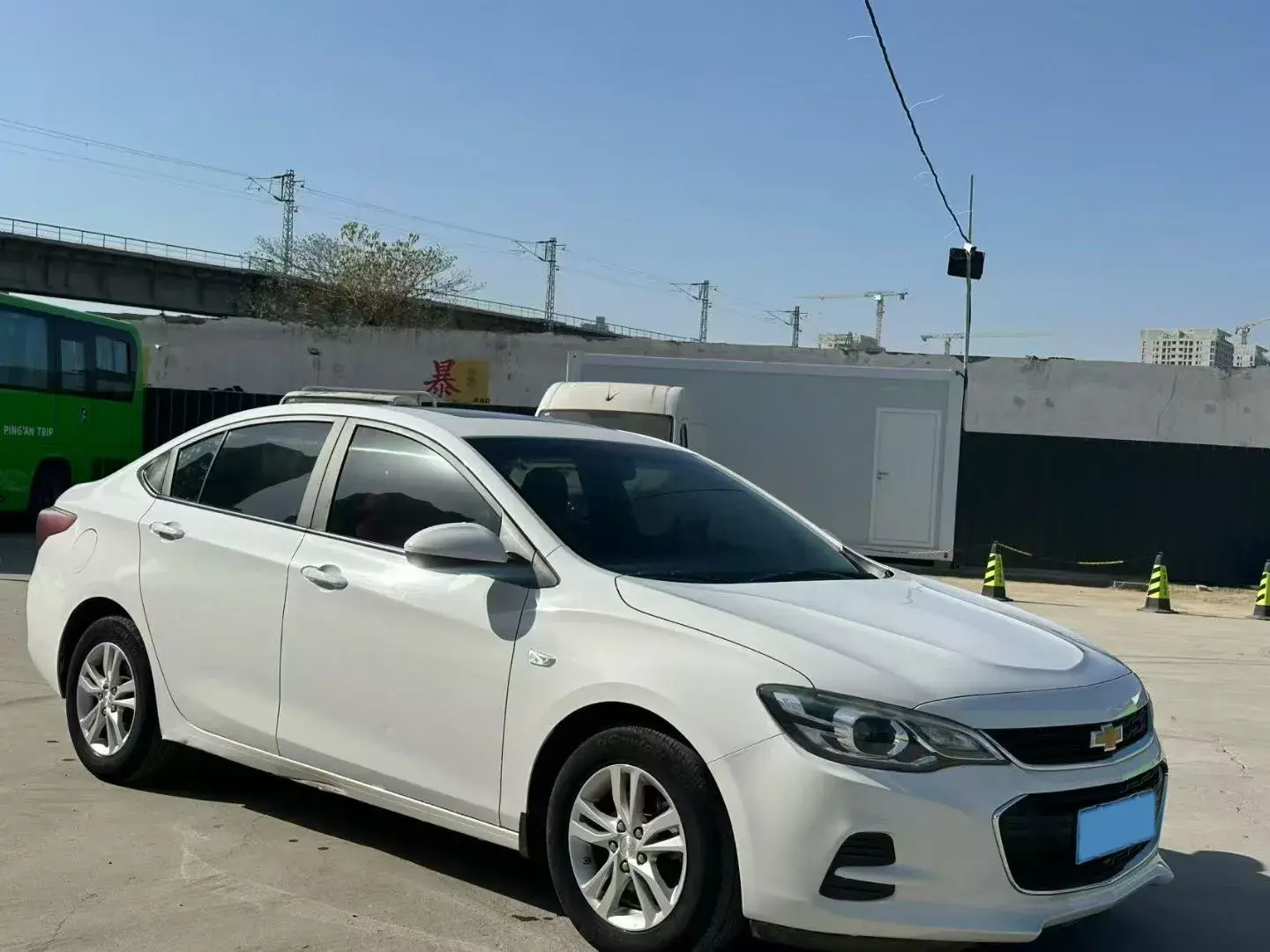 2019 CHEVROLET CAVALIER thumbnail 3