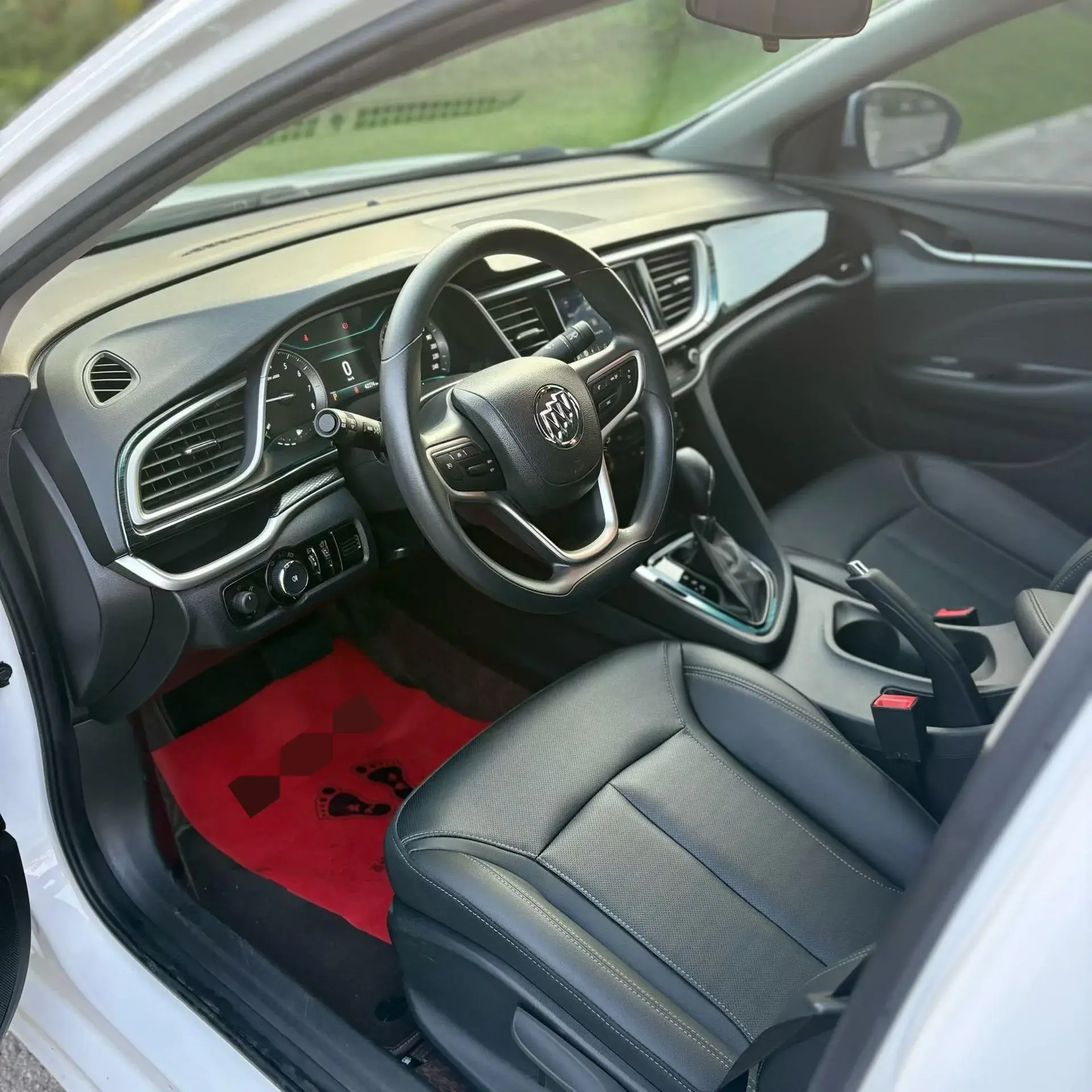 2020 BUICK REGAL thumbnail 4