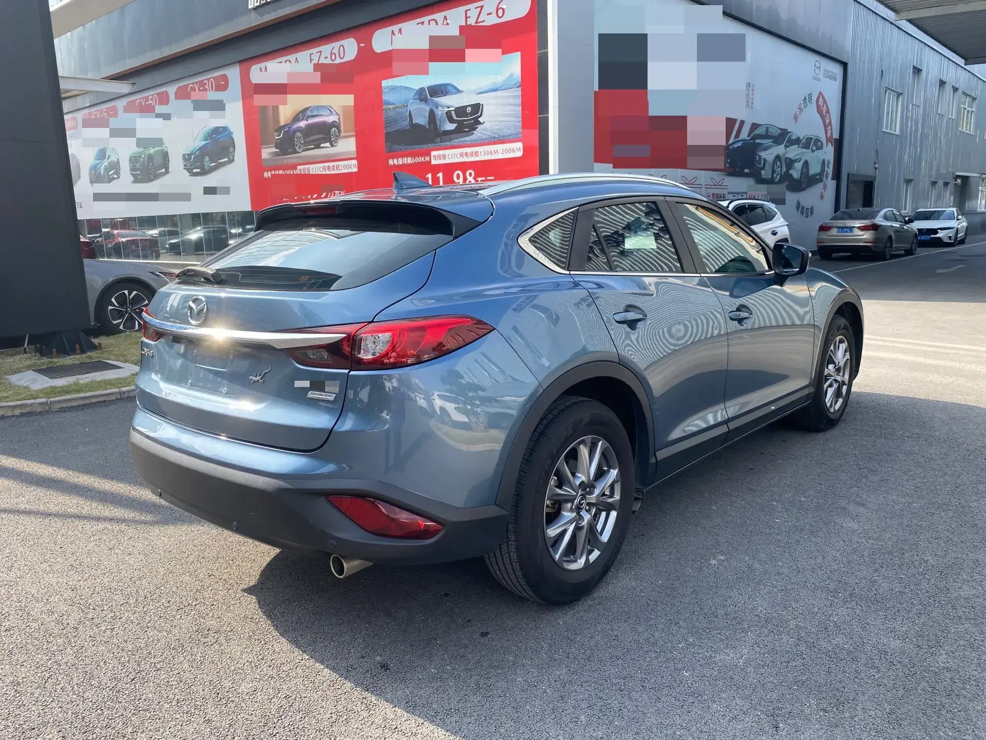 2018 MAZDA CX-4 thumbnail 4